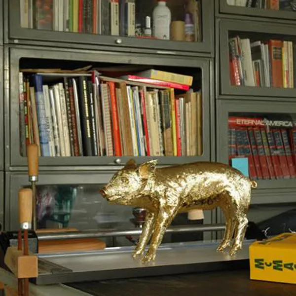 Areaware Reality Bank in the Form of a Pig - Gold Chrome