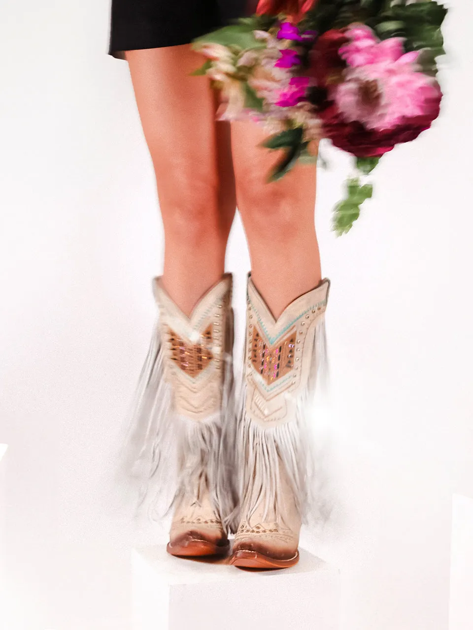 C3424 - WOMEN'S CRYSTALS PATTERN EMBROIDERY AND FRINGE SNIP TOE BROWN COWBOY BOOT