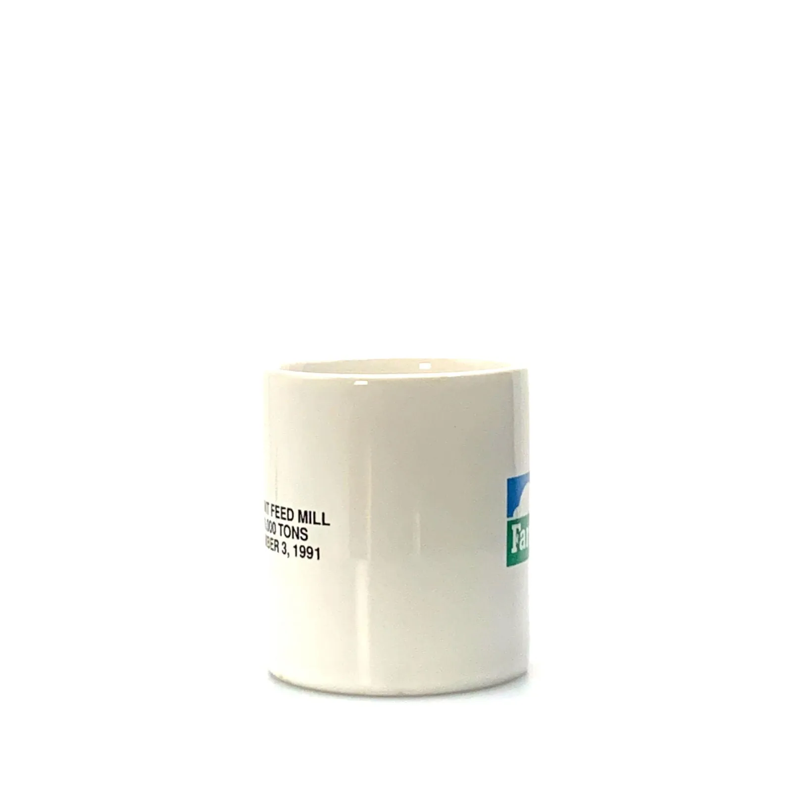 Ceramic FARMLAND Logo Coffee Cup, White 10 Fl Oz