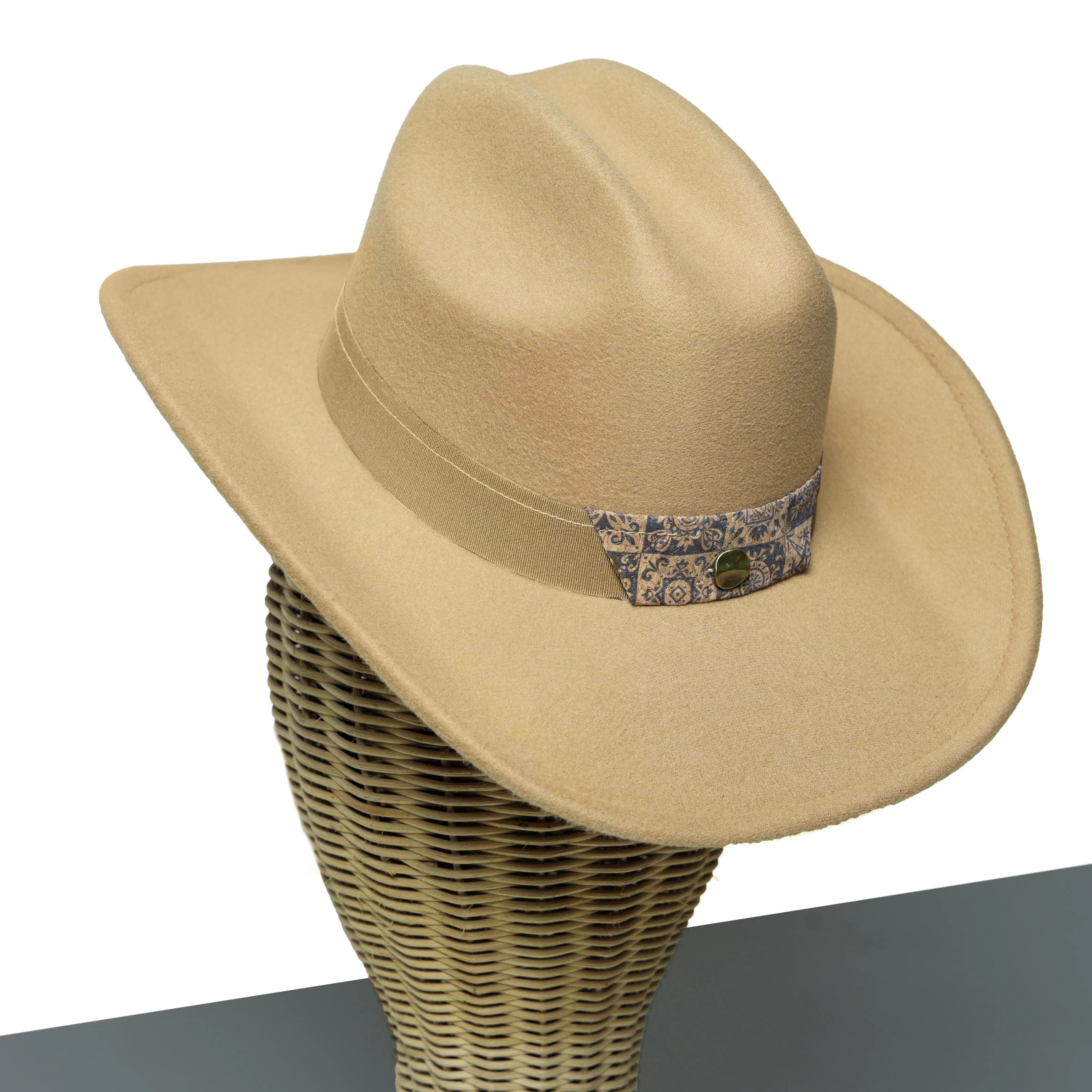 Chokore Cattleman Cowboy Hat with Printed Band (Camel)