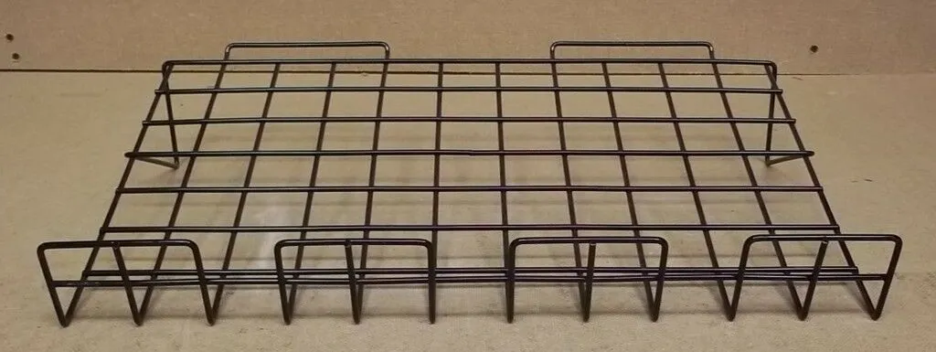 Commercial Wire Countertop Racks 23in x 15in x 4 1/2in Steel Lot of 7 Industrial Strength -- Used