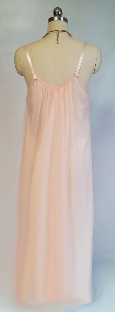 *EXQUISITE VINTAGE FLUFFY INTIME LACE DOUBLE NYLON PEIGNOIR & NIGHTGOWN IN VENETIAN PEACH