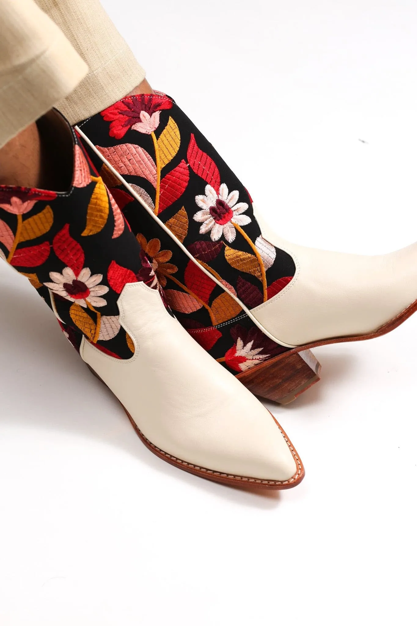 FLOWER EMBROIDERED BOOTS X ANTHROPOLOGIE