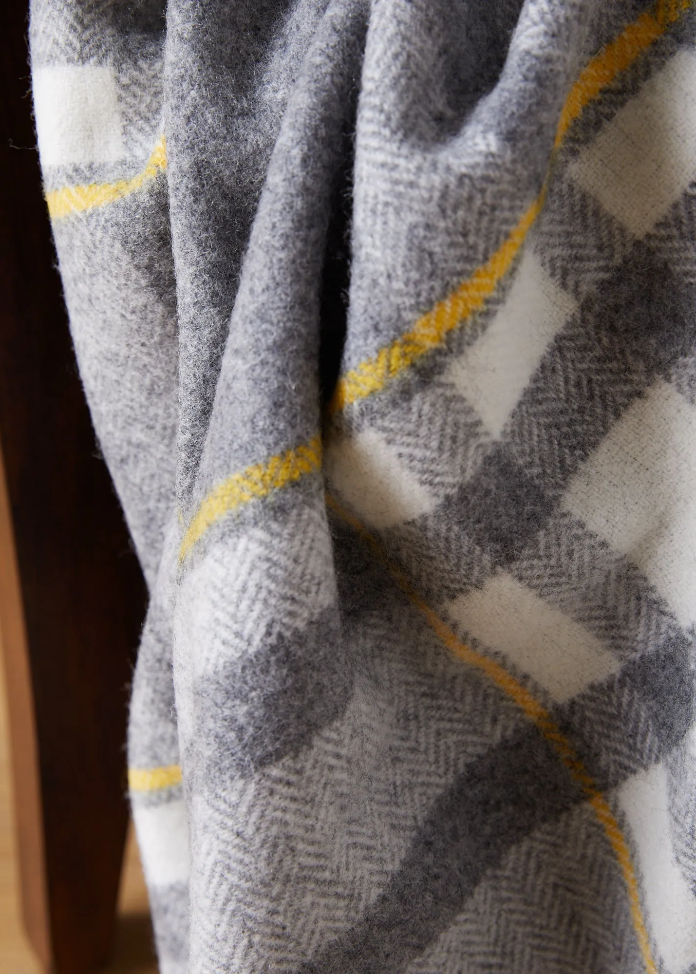 Foxford Liath Lambswool Throw