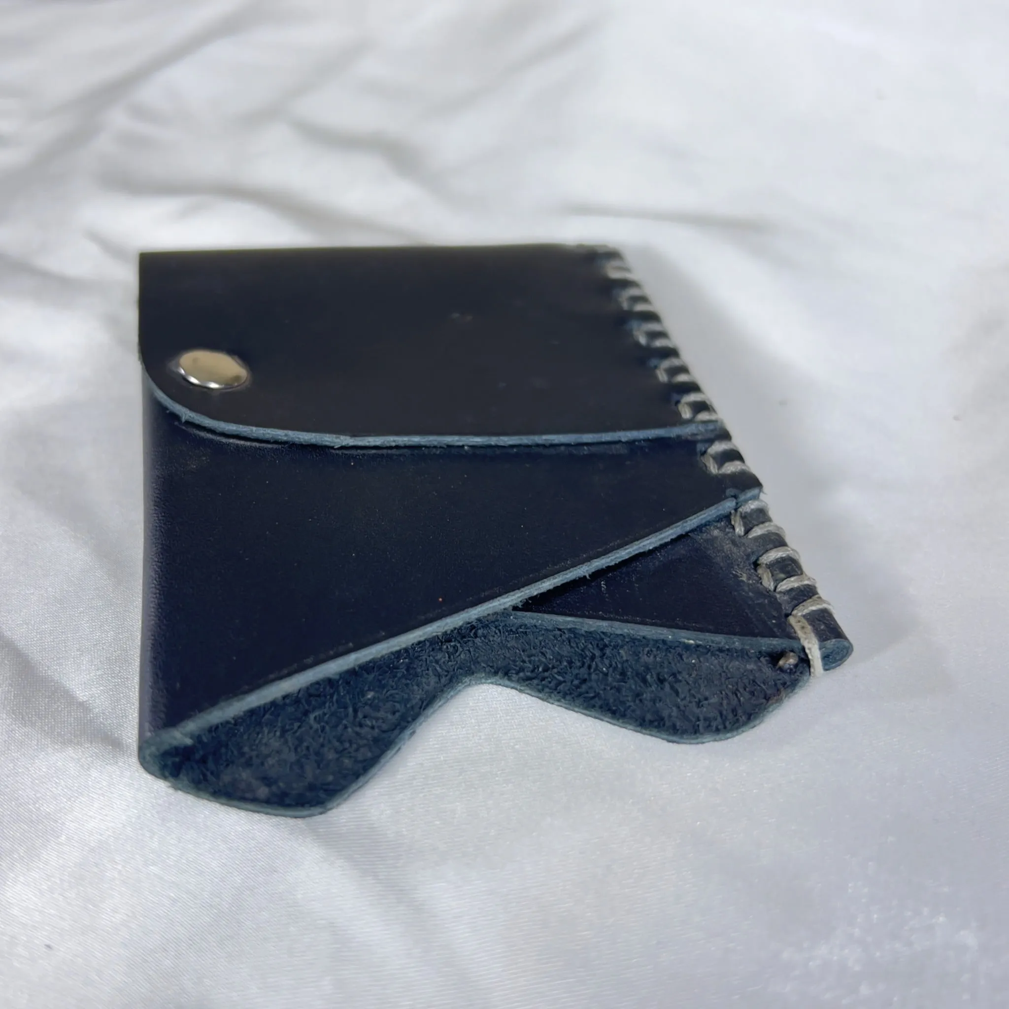 HAND SEWN LEATHER CARDHOLDER -STYLE 2-Rivet