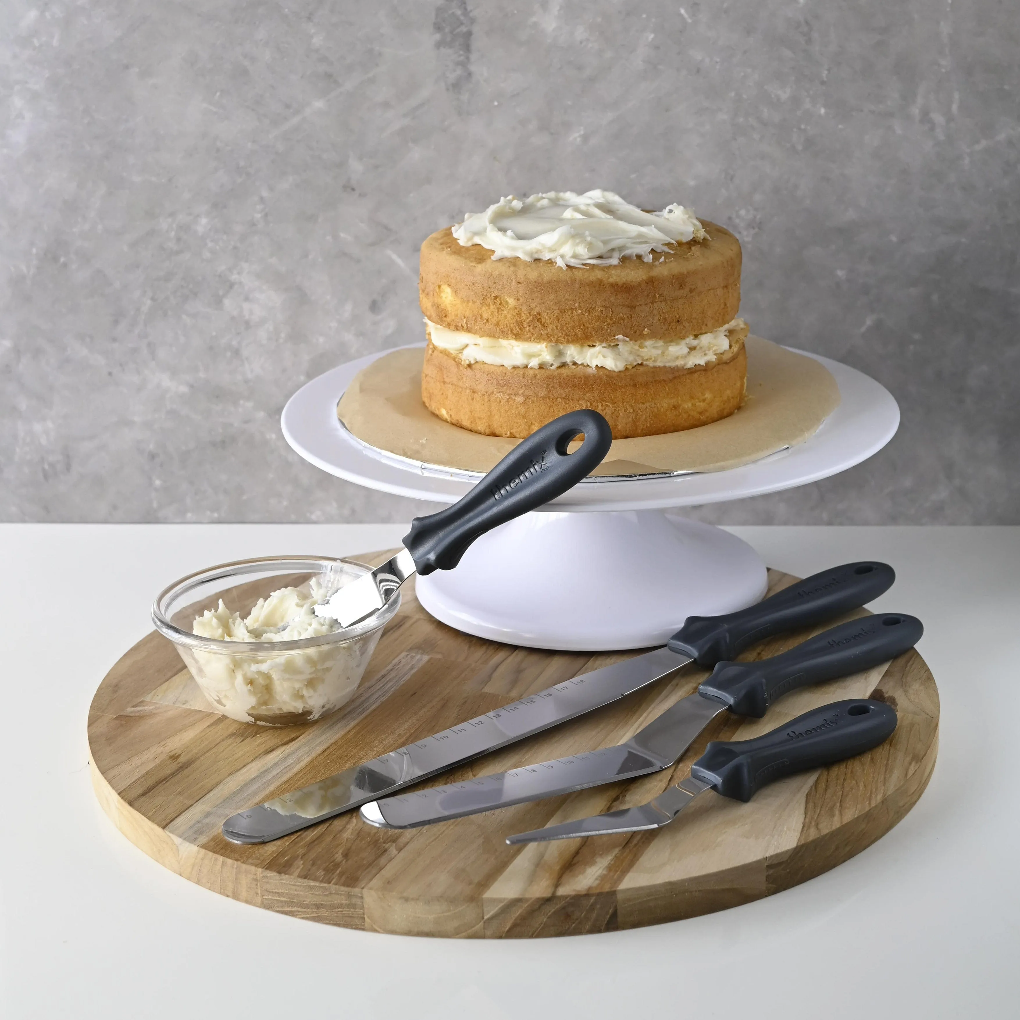 Offset and Flat Icing Spatula - Cake Icing Spatulas