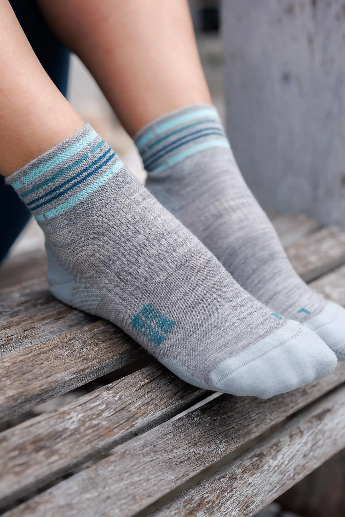 Seceda Light Merino Mid Crew Socks Aquamarine